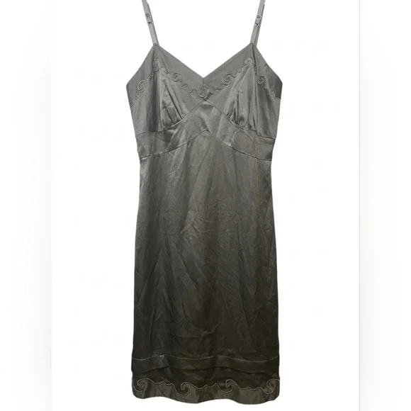 Vintage Yolande Black Nylon Embroidered Slip Dress / Nightie - Size 40 (Large) - Picture 3 of 10